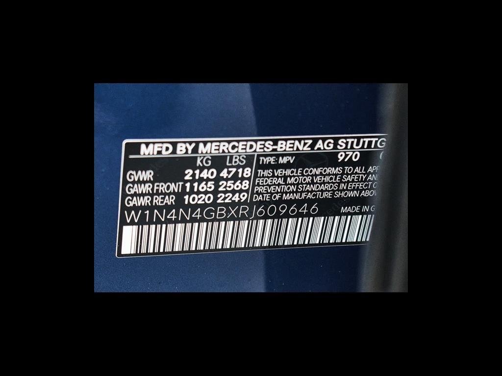 Used 2024 Starling Blue Metallic Mercedes-Benz GLA 250 image 32