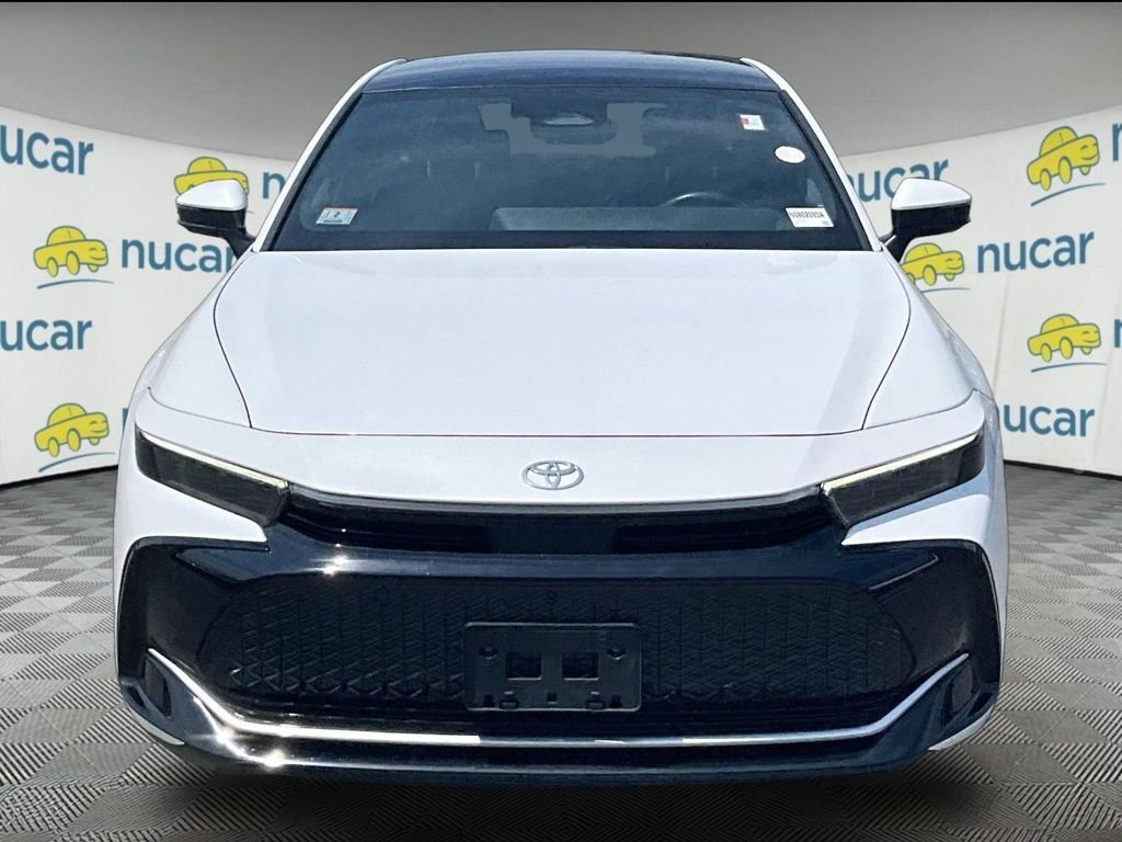 Used 2024 White Toyota Platinum image 2