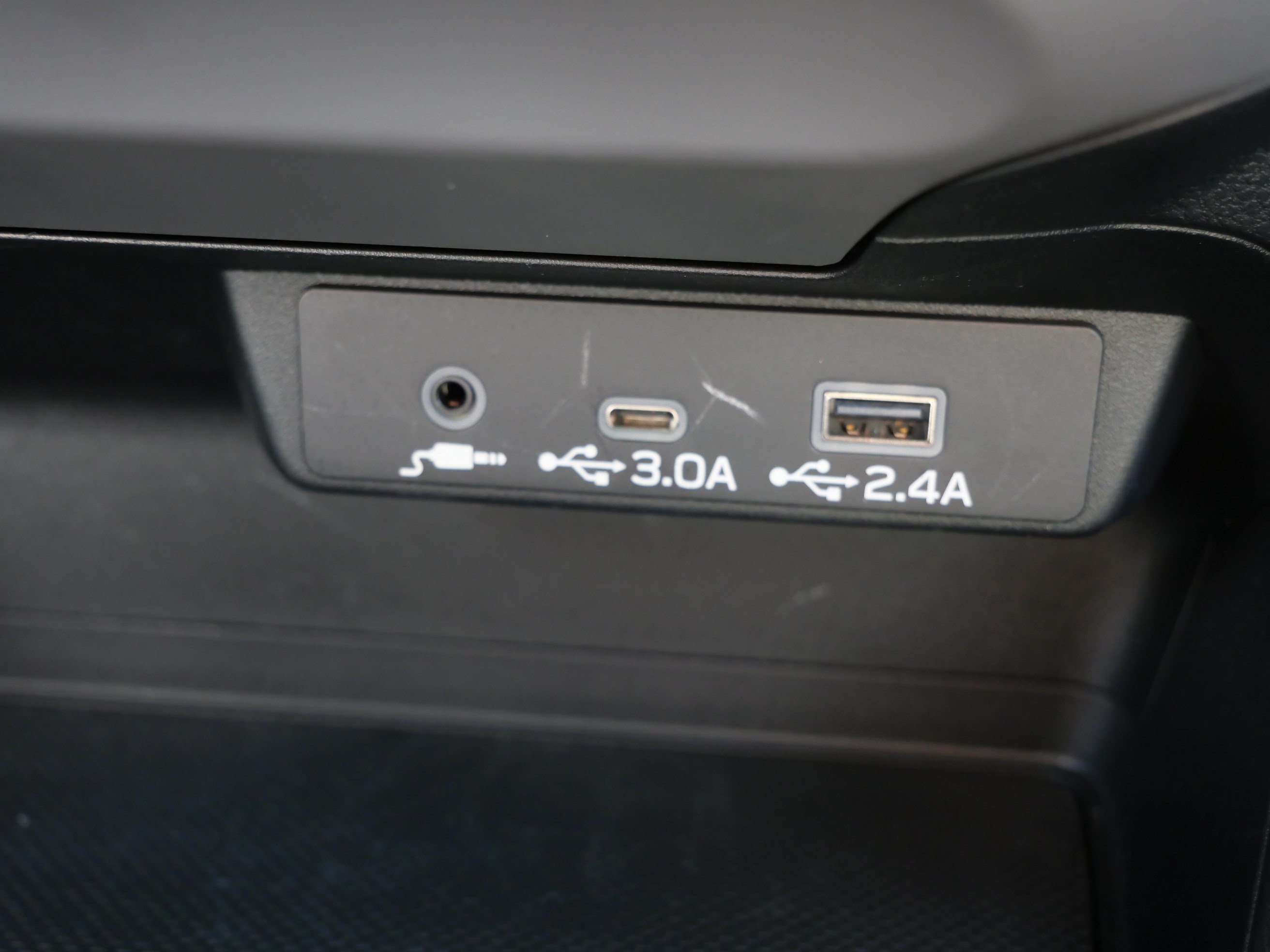 Certified Used 2026 Crystal White Pearl Subaru Premium image 32