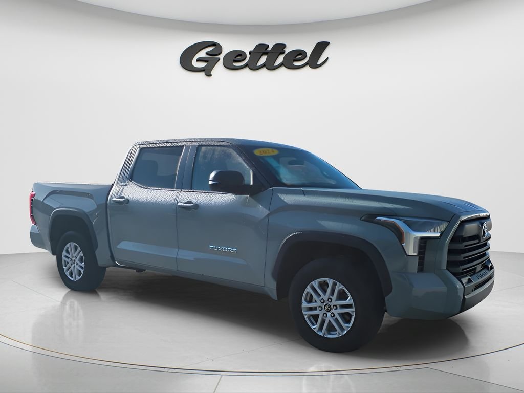 Used 2024  Toyota SR5 image 5