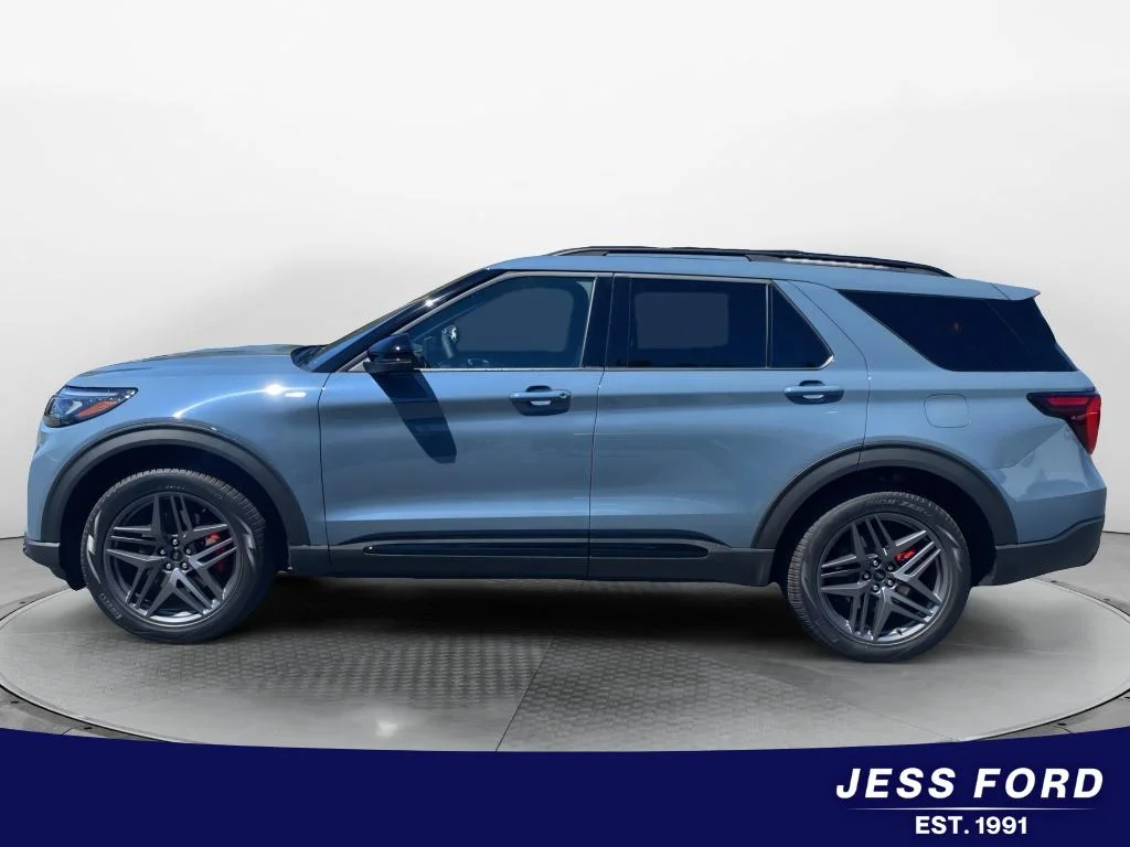 New 2026 Vapor Blue Metallic Ford ST-Line image 2