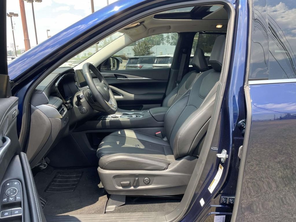 Used 2026 Blue INFINITI LUXE image 14