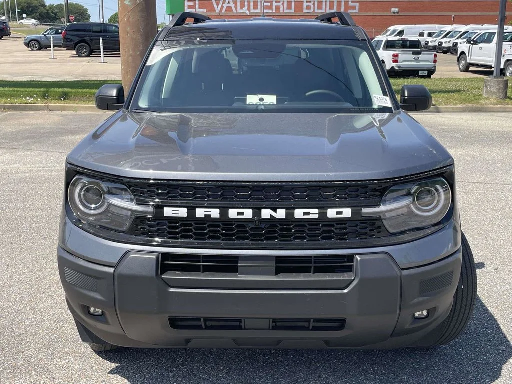 New 2026 Carbonized Gray Metallic Ford Outer Banks image 8