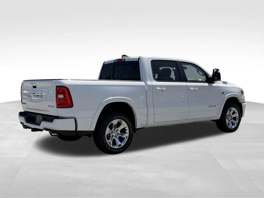 New 2026 Bright White Clear-Coat Exterior Paint RAM Big Horn/Lone Star image 7
