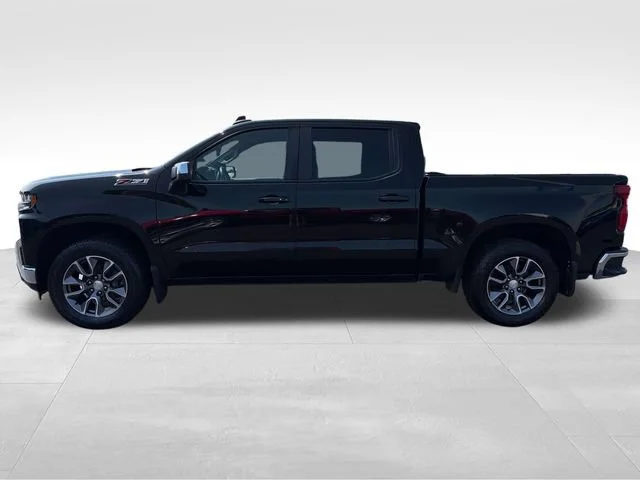 Used 2021 Black Chevrolet LT image 2