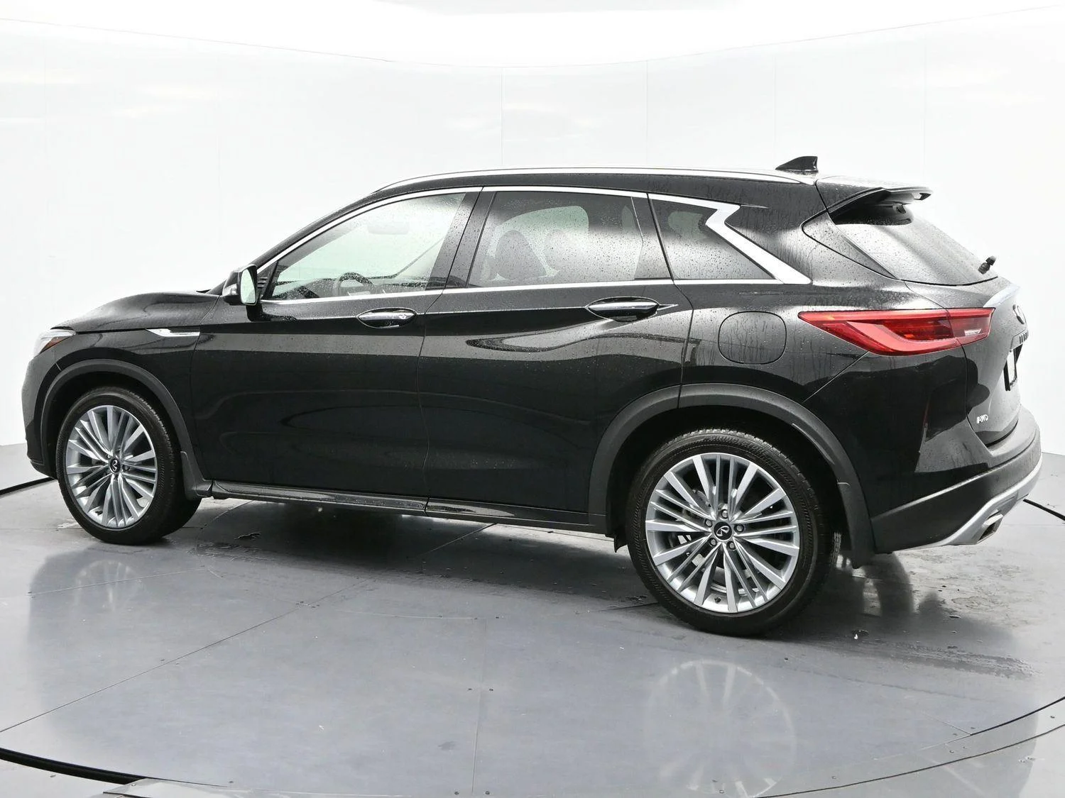 Used 2024 Black Obsidian INFINITI SENSORY image 5