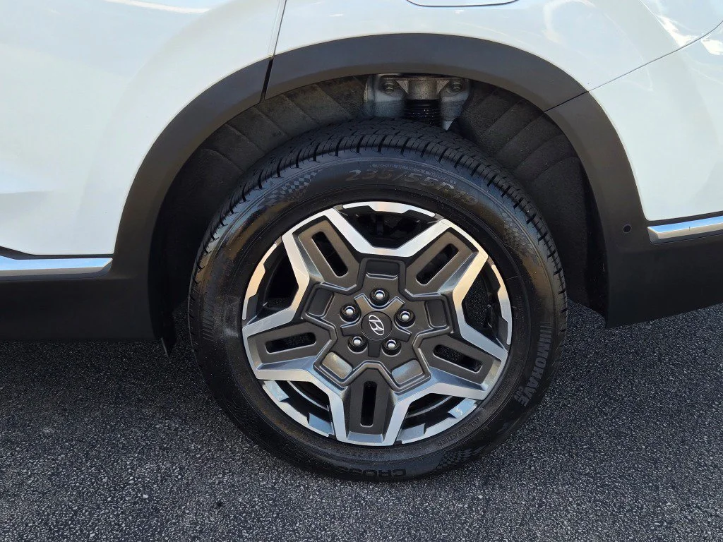Used 2022 Gray Hyundai Limited image 15