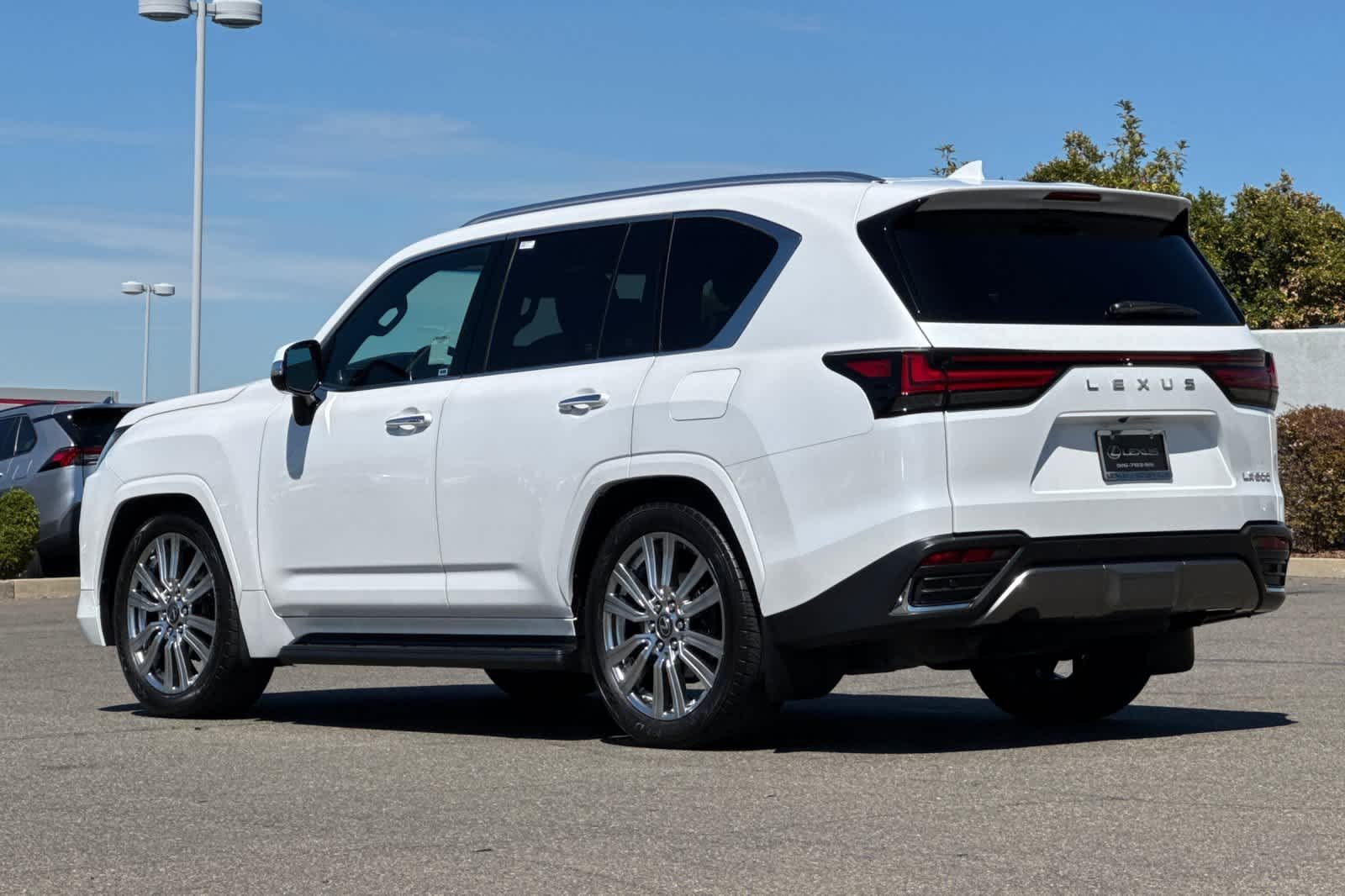 Used 2023 Eminent White Pearl Lexus Ultra Luxury image 7