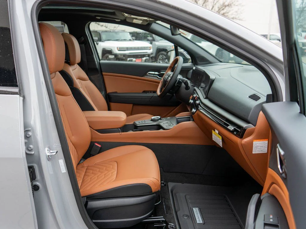 New 2026 Wolf Gray Kia X-Line image 10