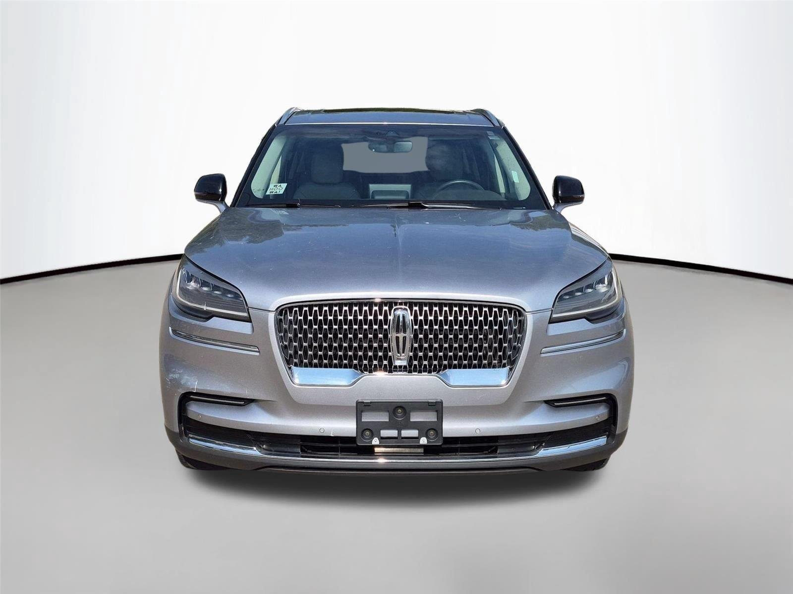 Used 2023 Silver Radiance Metallic Clearcoat Lincoln Standard image 8