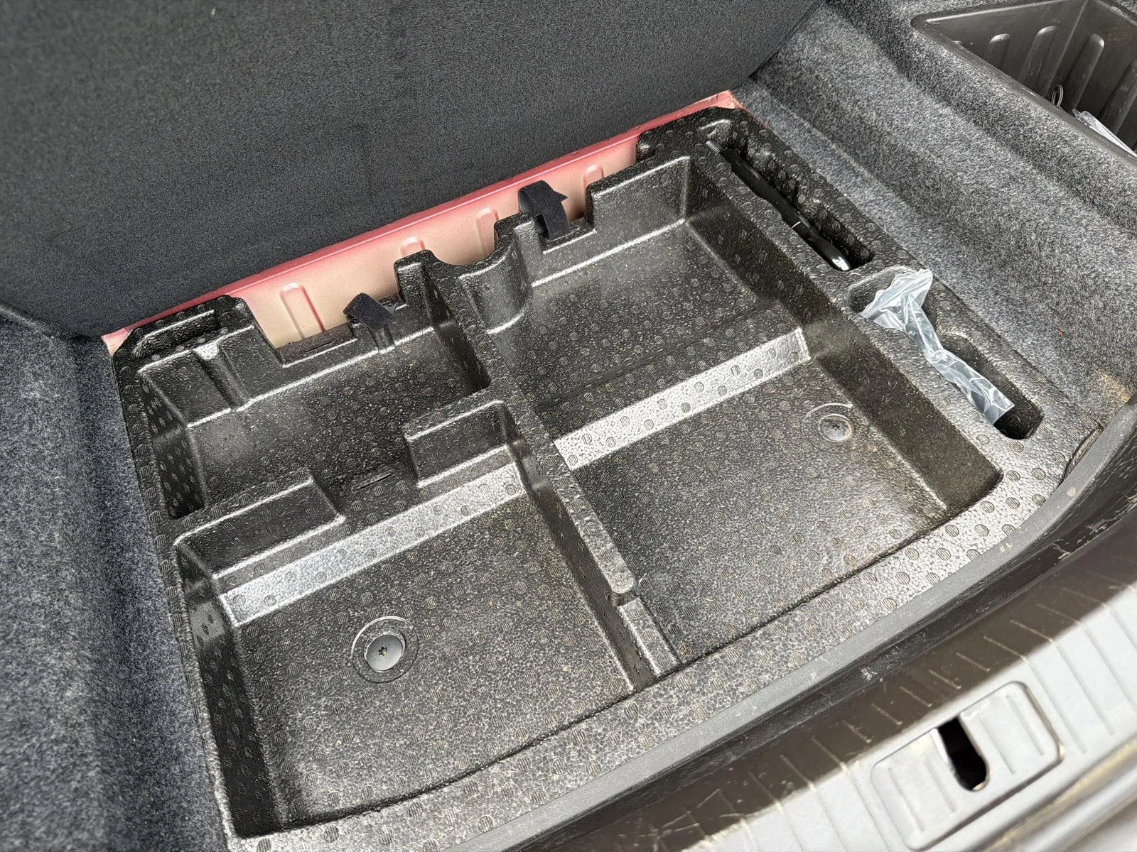 Used 2018 Red Obsession Tintcoat Cadillac AWD image 43