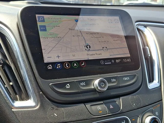 Used 2024 Summit White Chevrolet LT image 17