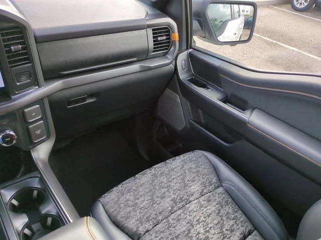 New 2026 Oxford White Ford Tremor® image 17
