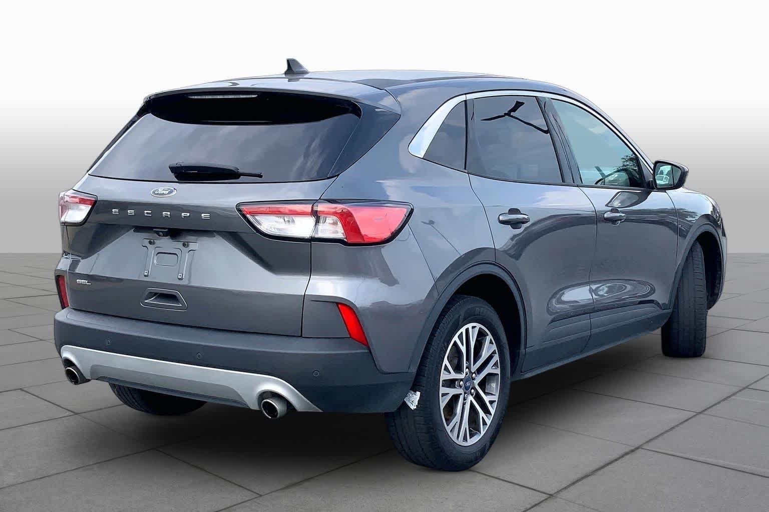 Used 2022 Carbonized Gray Metallic Ford SEL image 13
