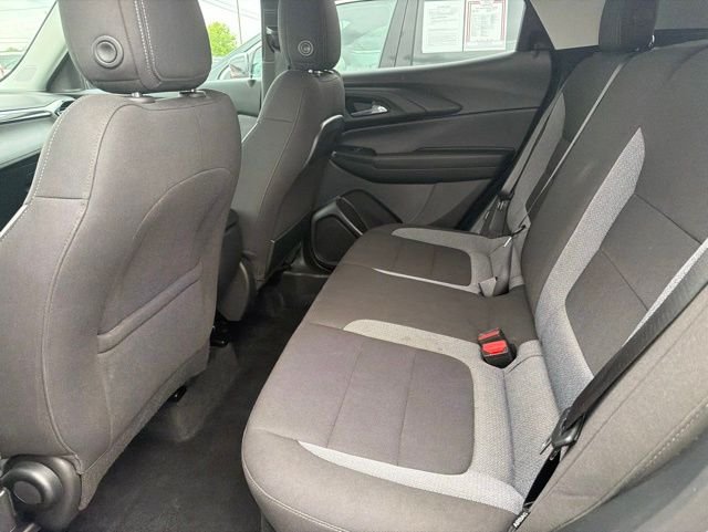 Used 2025 Gray Chevrolet LT image 28