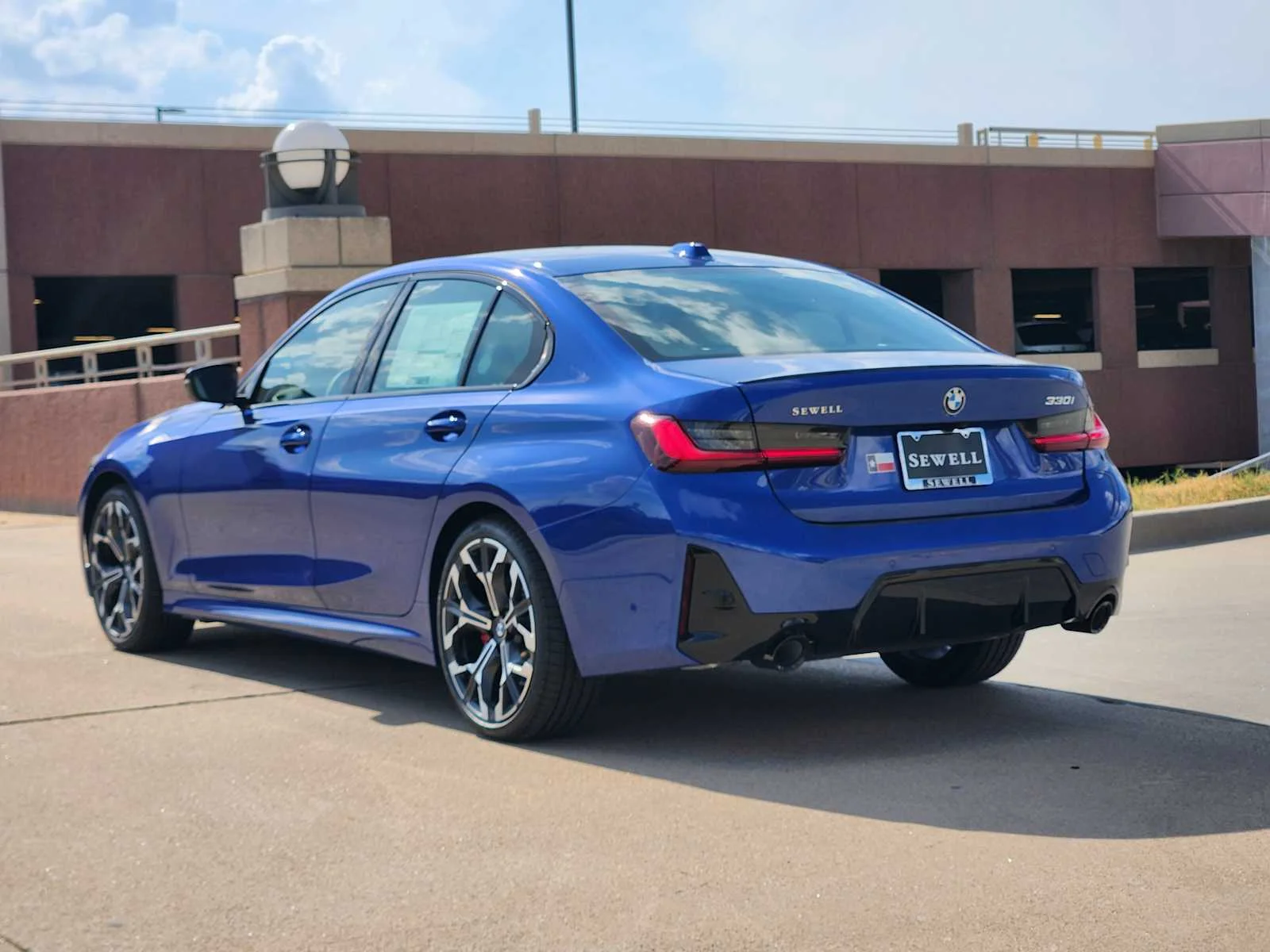 New 2026 Portimao Blue Metallic BMW 330i NA image 3