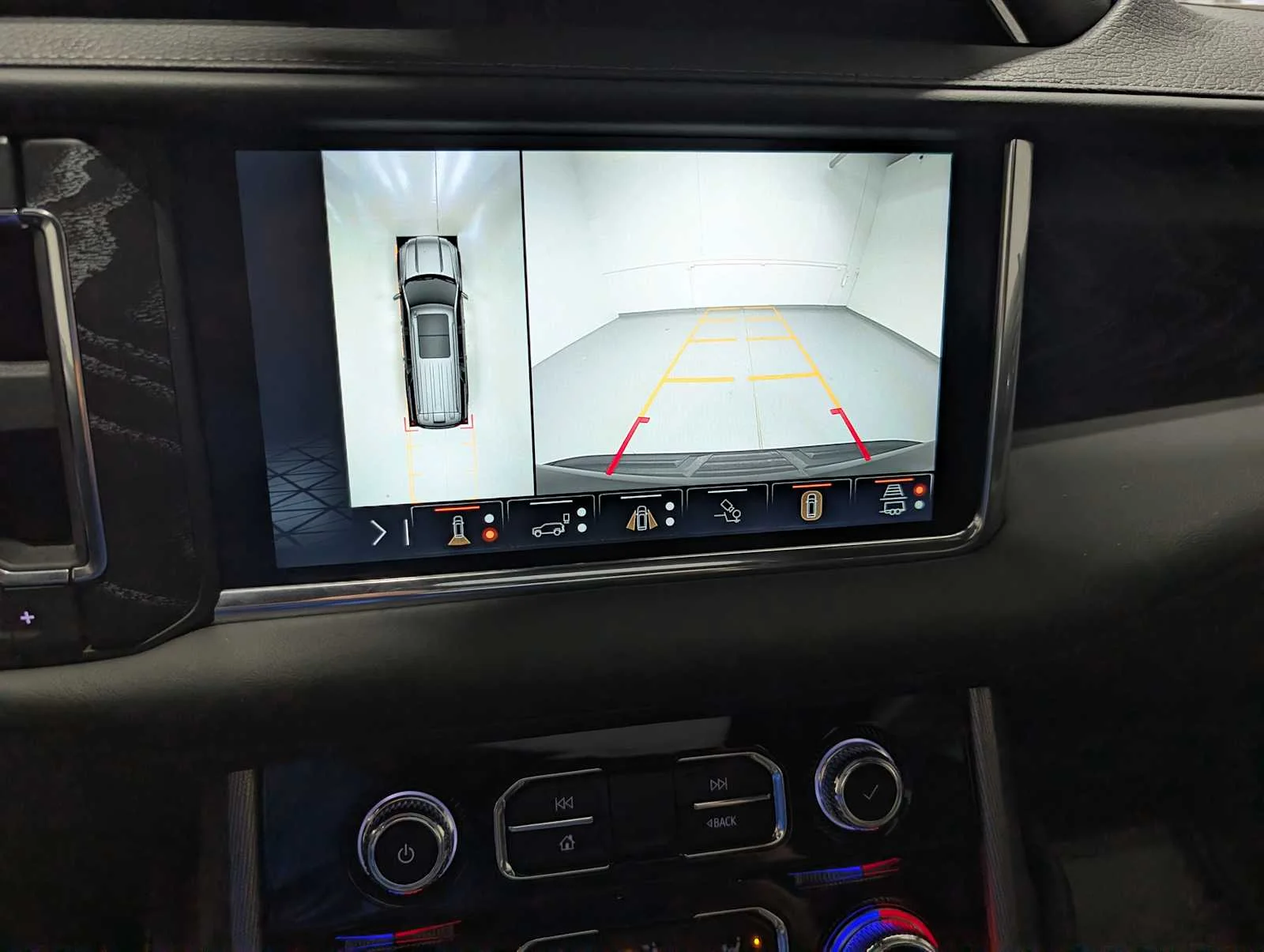 Used 2023 ONYX BLACK GMC Denali image 25