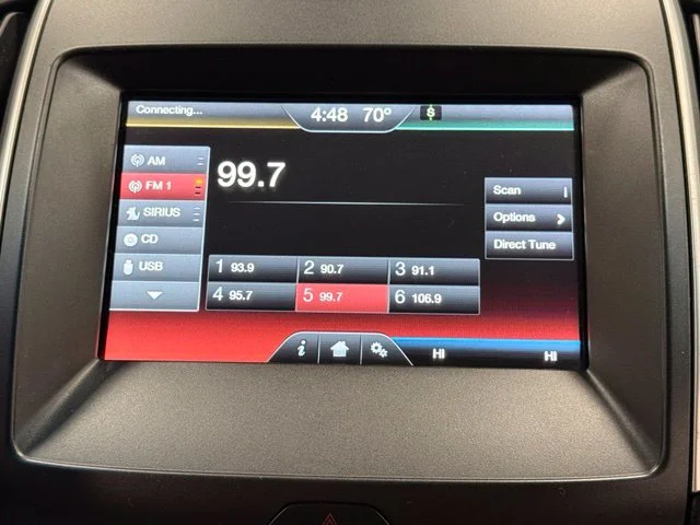 Used 2015 White Ford SEL image 21