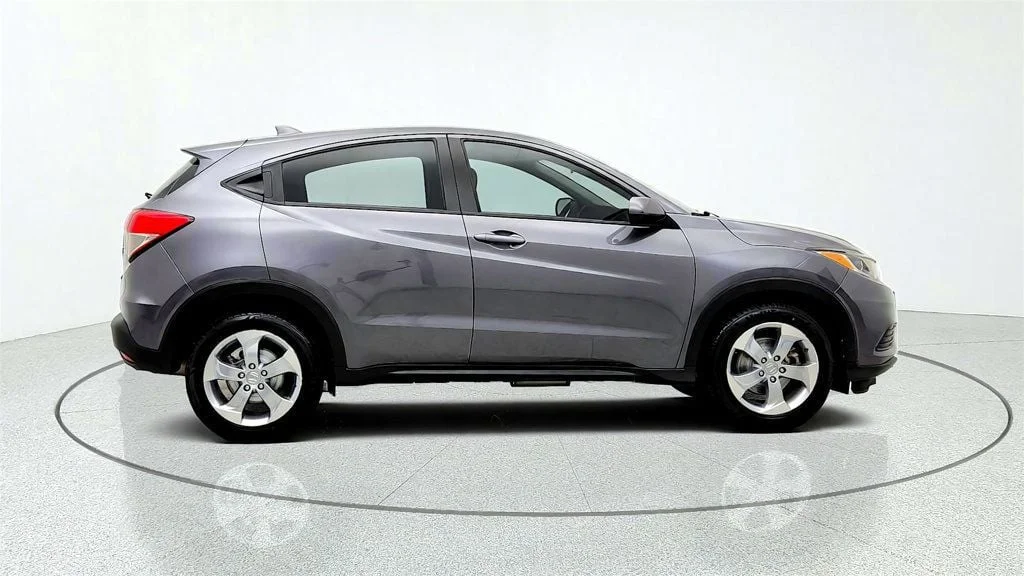 Used 2019 Modern Steel Metallic Honda LX AWD CVT image 4