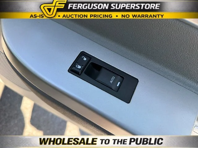 Used 2009 Beige Chrysler Touring image 23