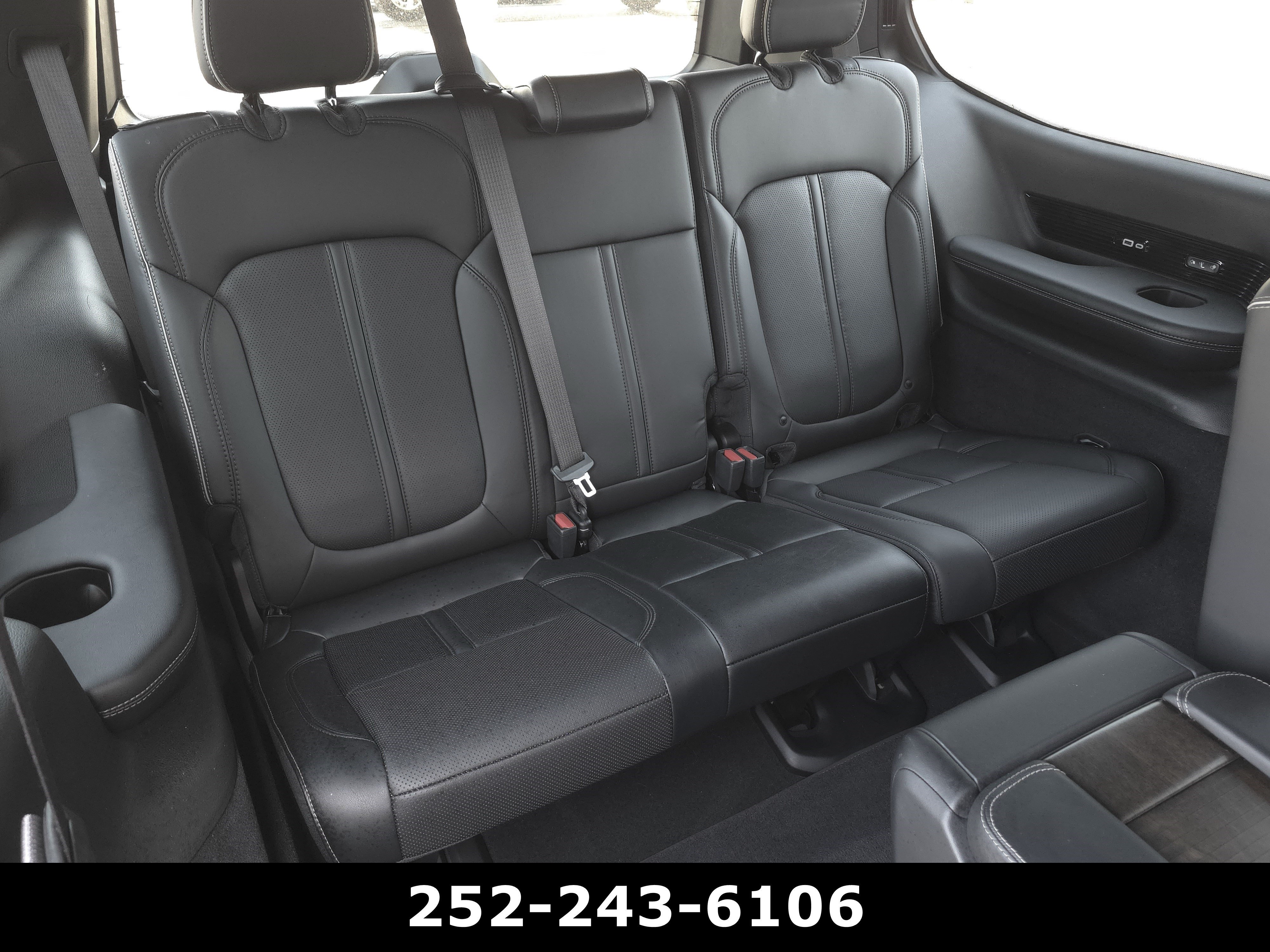 Used 2022 Diamond Black Crystal Pearlcoat Jeep Series II image 55