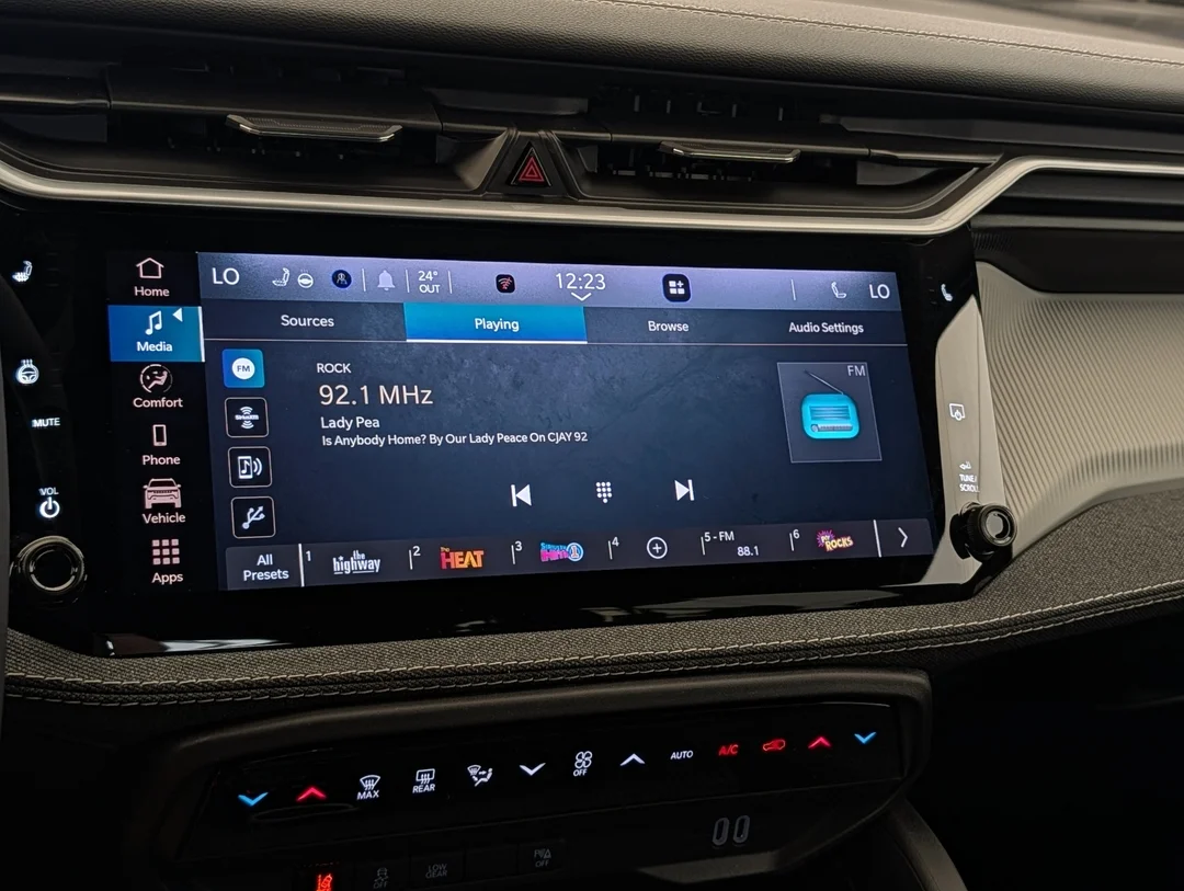 New 2026 Blue Jeep Laredo - - 4x4 - 1.6L Turbo Hybrid - Uconnect 5 w/ 12.3 Screen & More! image 22