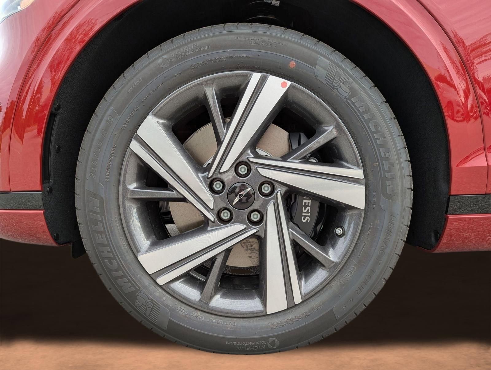 2026 GENESIS GV70 Sport Advanced - Photo 14