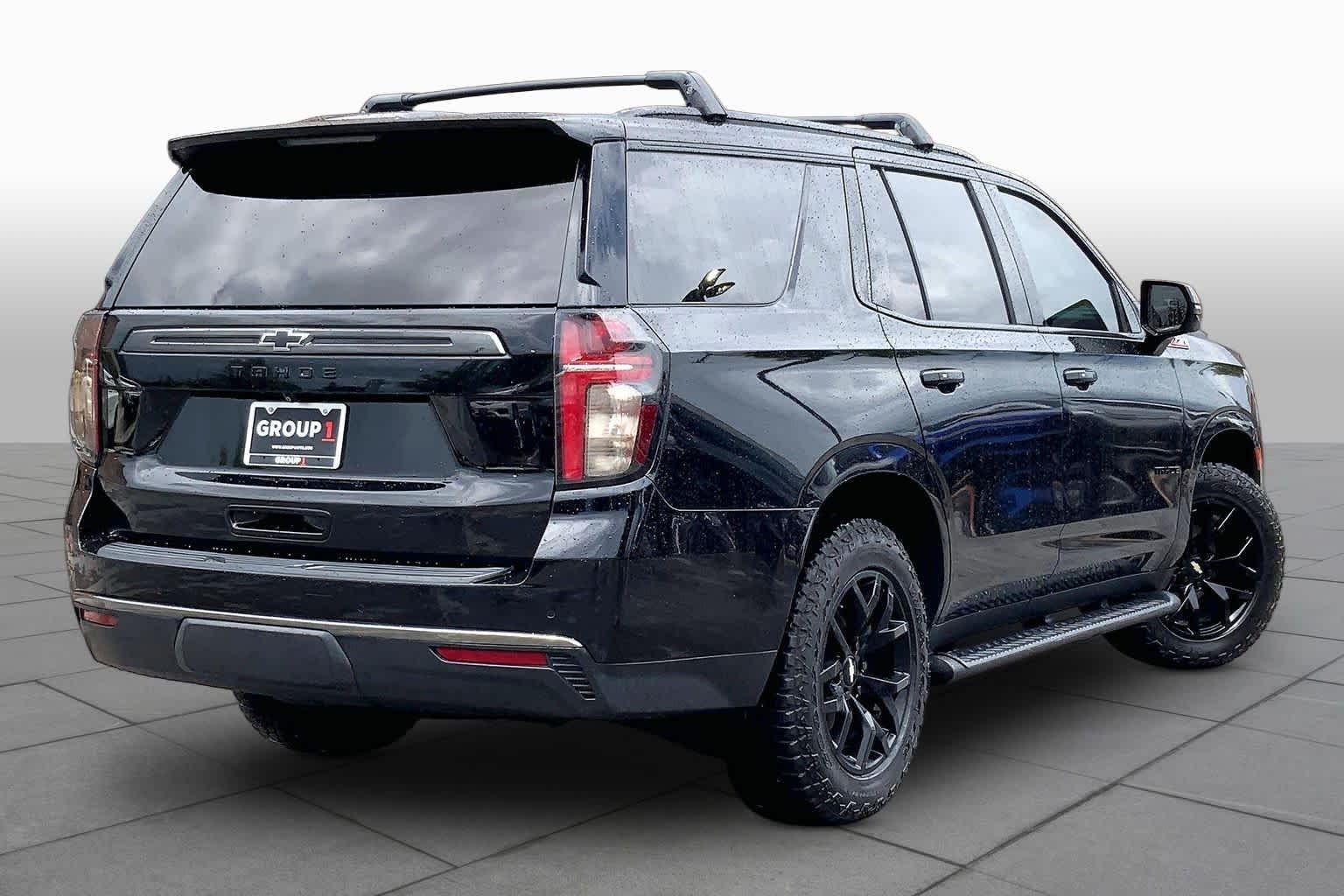 Used 2022 Black Chevrolet Z71 image 13