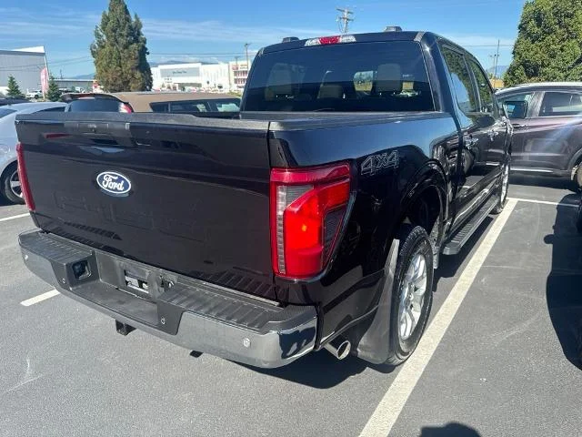 Used 2025 Black Ford XLT image 4