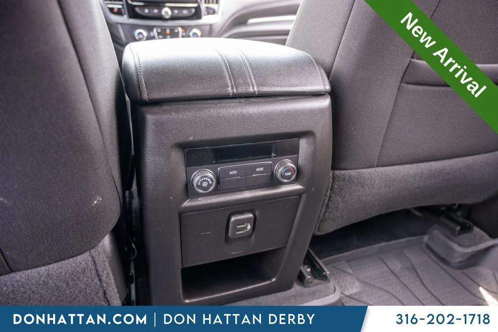 Used 2023 Gray Chevrolet LT image 25