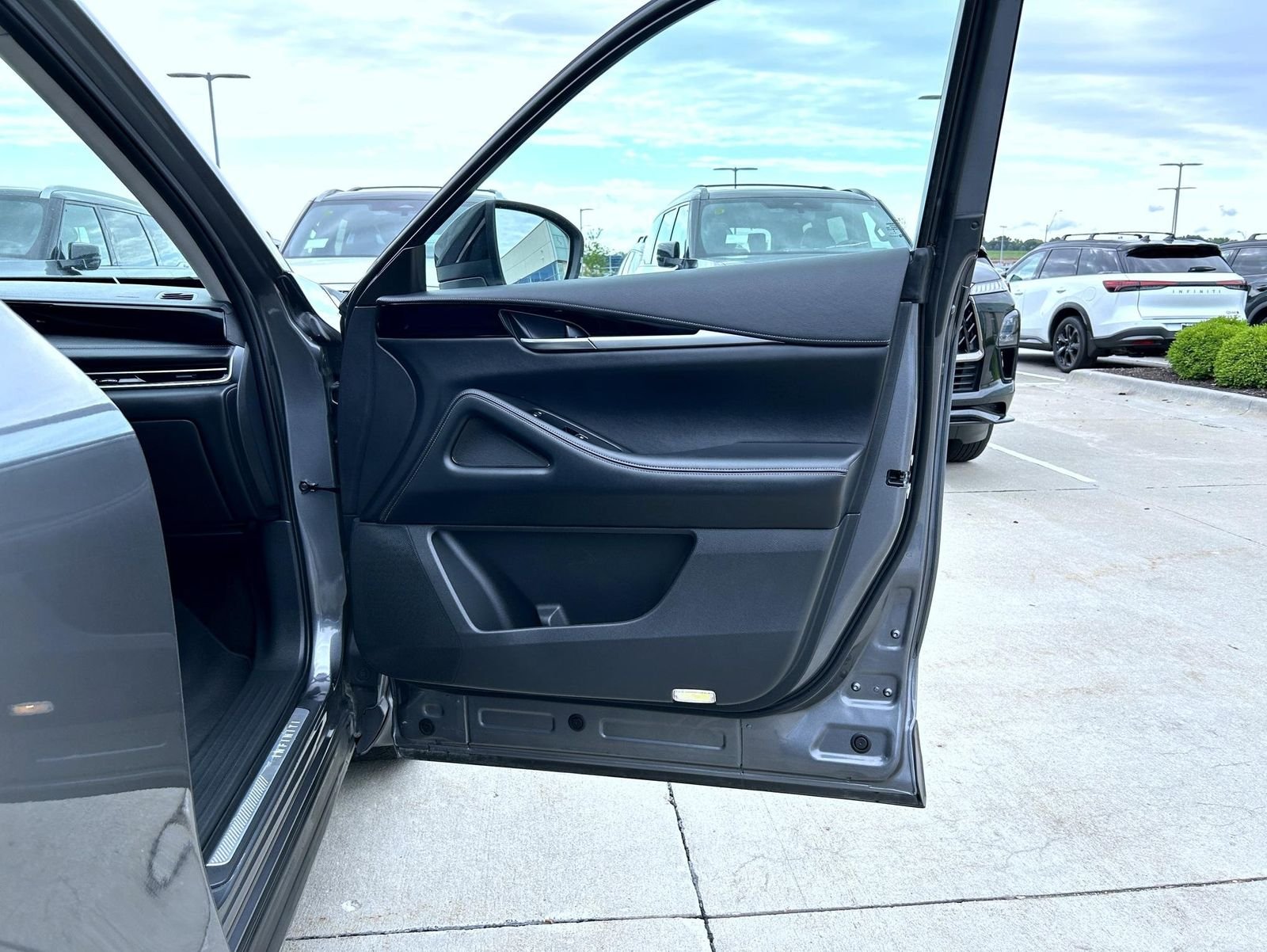 Certified Used 2025 Gray INFINITI PURE image 16