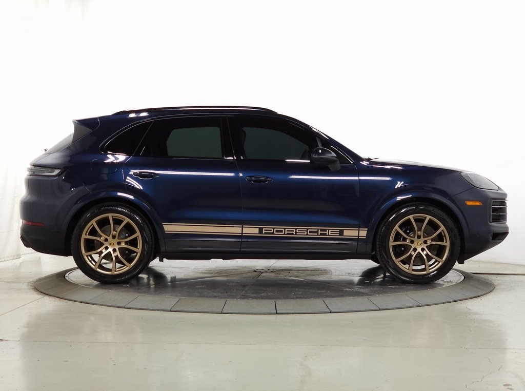 2024 PORSCHE CAYENNE - Image 9
