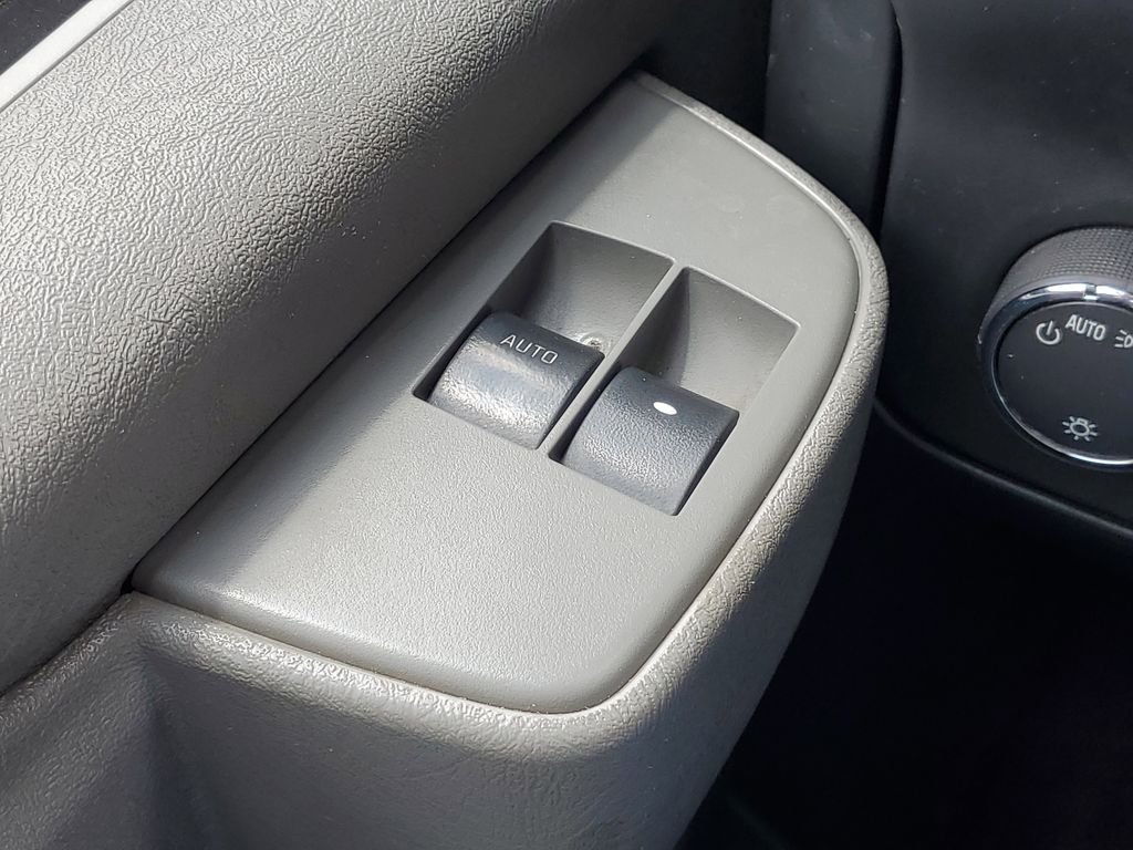 Used 2019 Cardinal Red GMC Work Van image 16