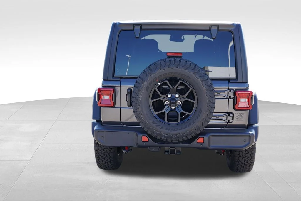 New 2026 Granite Crystal Metallic Clear-Coat Exterior Paint Jeep Willys image 4