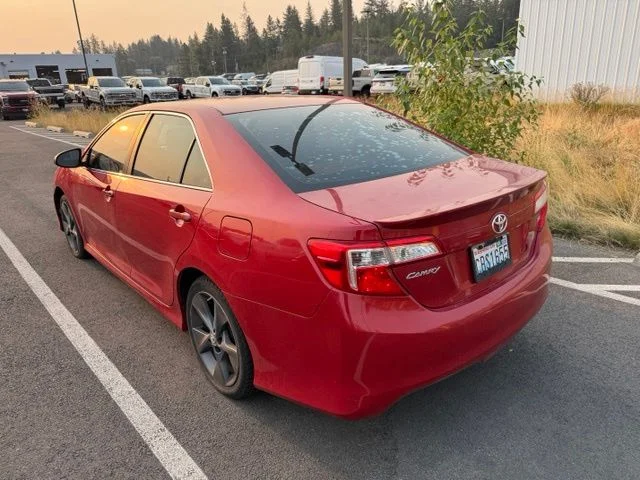Used 2014 Barcelona Red Metallic Toyota SE Sport image 7