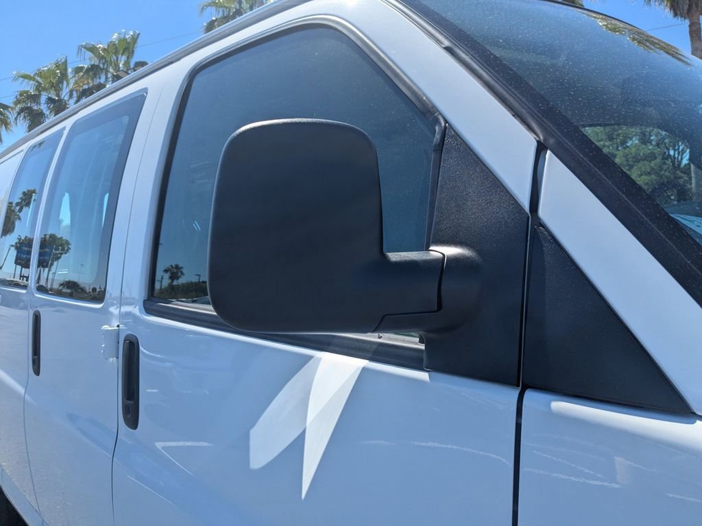 2025 Chevrolet Express Cargo Work Van - Photo 12