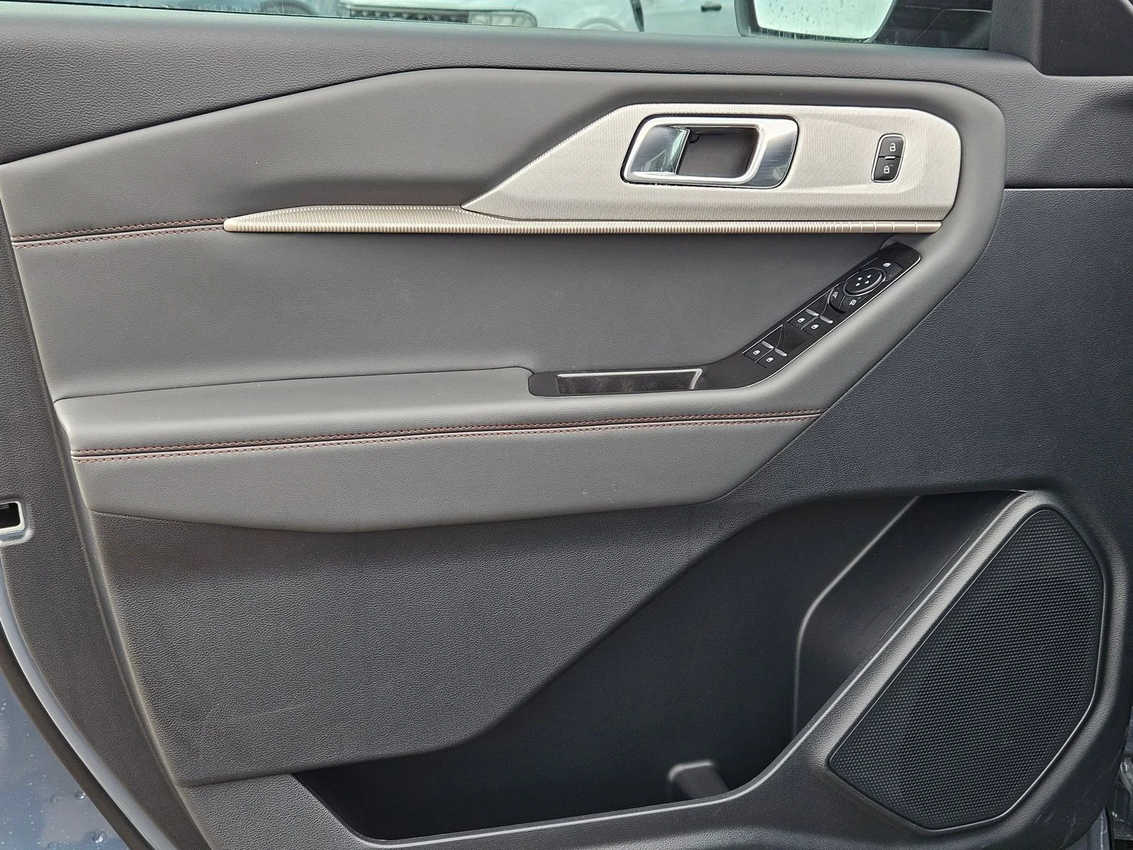 New 2026 Vapor Blue Metallic Ford Active image 10