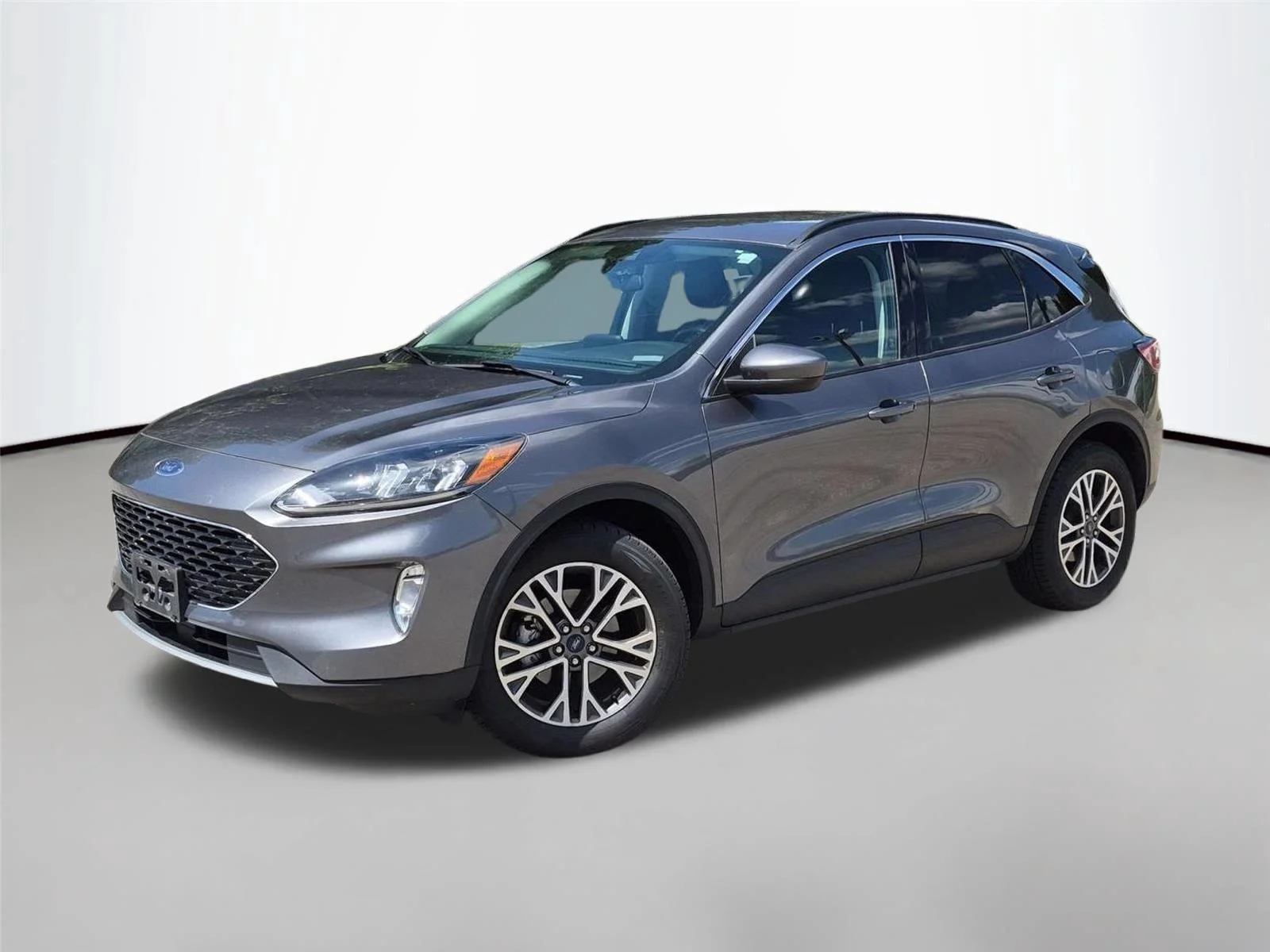 Used 2021 Carbonized Gray Metallic Ford SEL image 1