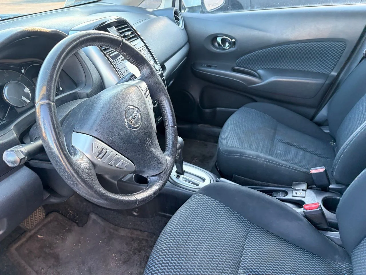 Used 2016 Fresh Powder Nissan SV image 7