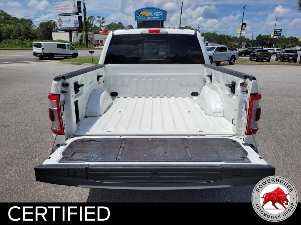 Used 2022 White Ford Lariat image 13
