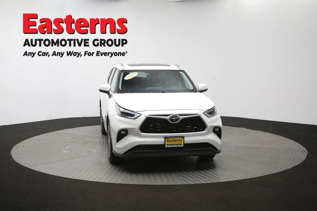Used 2021 White Toyota XLE image 53