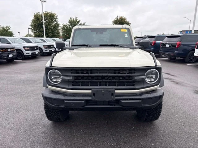 Used 2026 Beige Ford Big Bend image 2