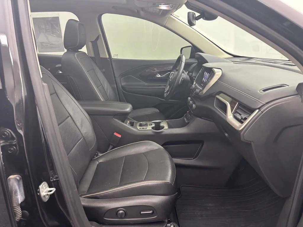 Used 2020 Black GMC Denali image 32