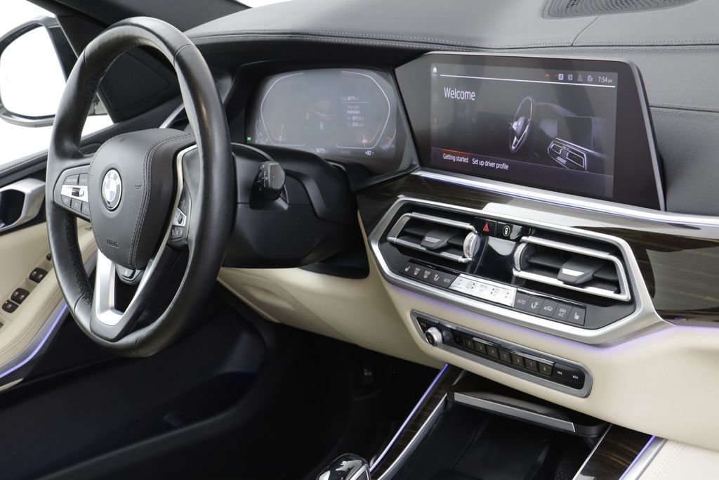 Used 2019 Mineral White Metallic BMW xDrive40i image 22