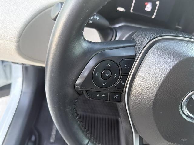 Certified Used 2024 WIND CHILL PEARL Toyota  image 17