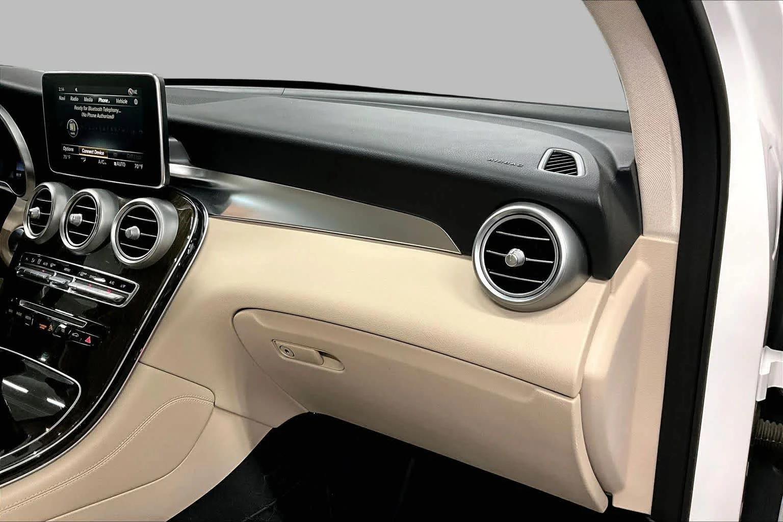 Used 2016 Polar White Mercedes-Benz GLC 300 image 18