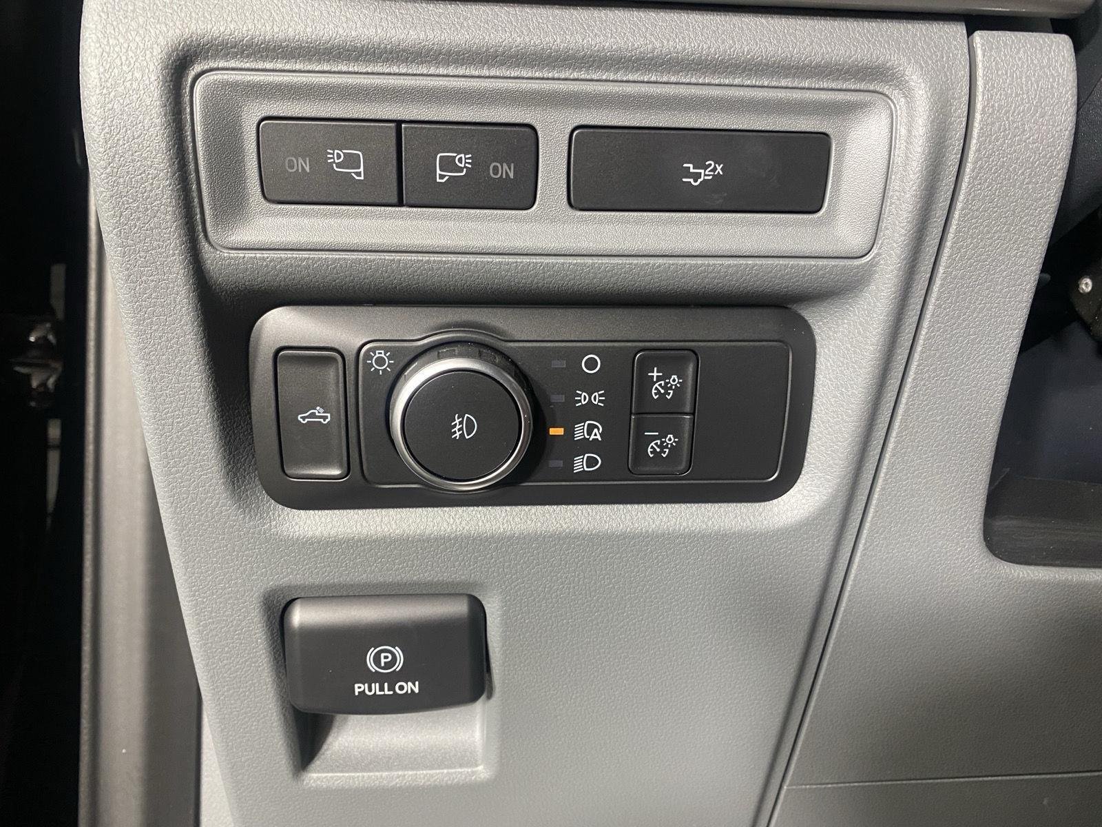 Used 2022 Agate Black Ford XLT image 14