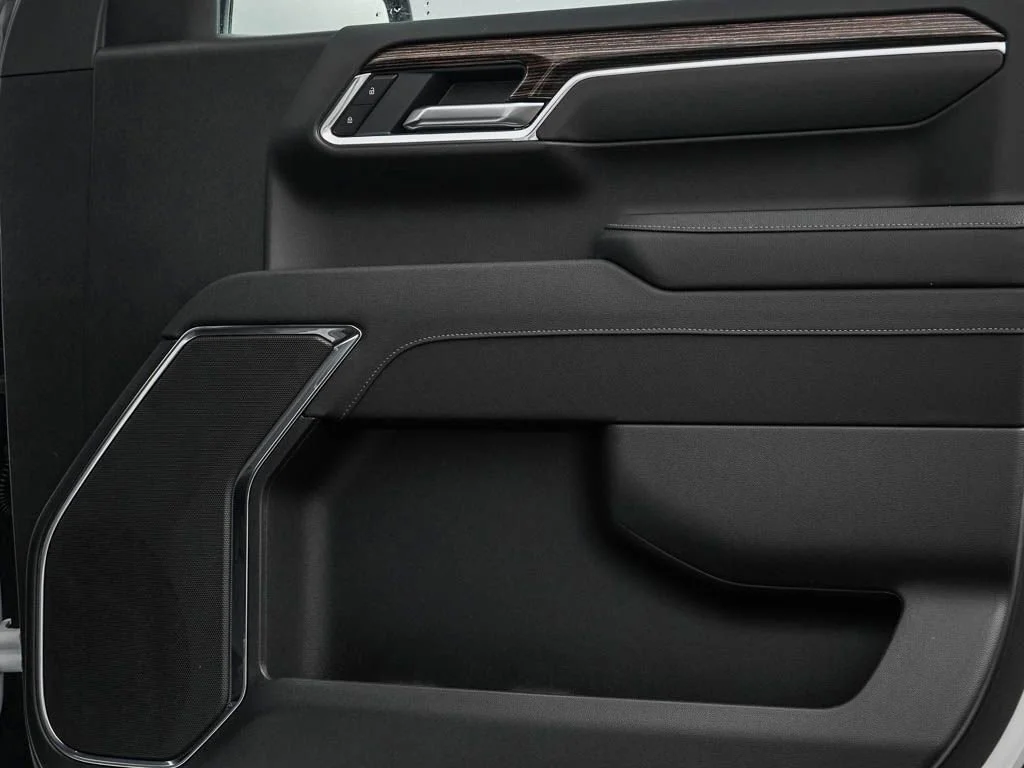 New 2026 Summit White GMC SLE image 8