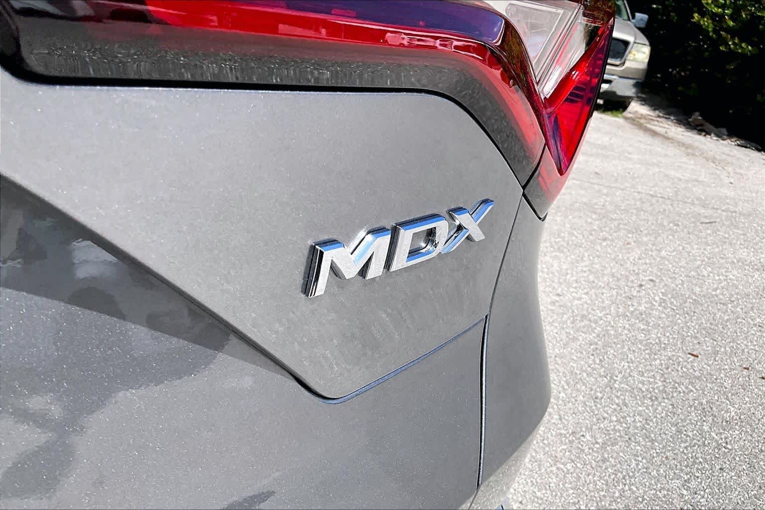 Used 2026 Liquid Carbon Metallic Acura  image 10