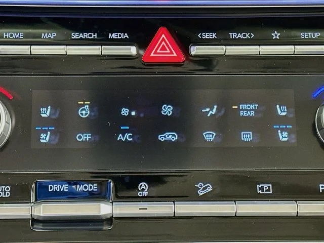 New 2027 Silver Hyundai Calligraphy image 18